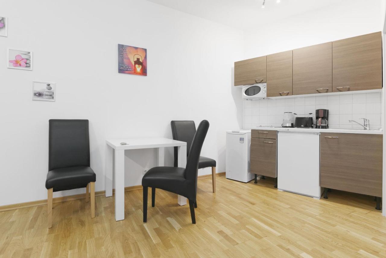 Grand Mitte Rosenthaler Platz Appartement *