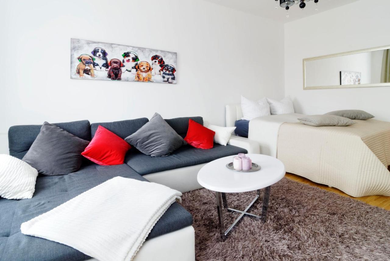Grand Mitte Rosenthaler Platz Appartement *