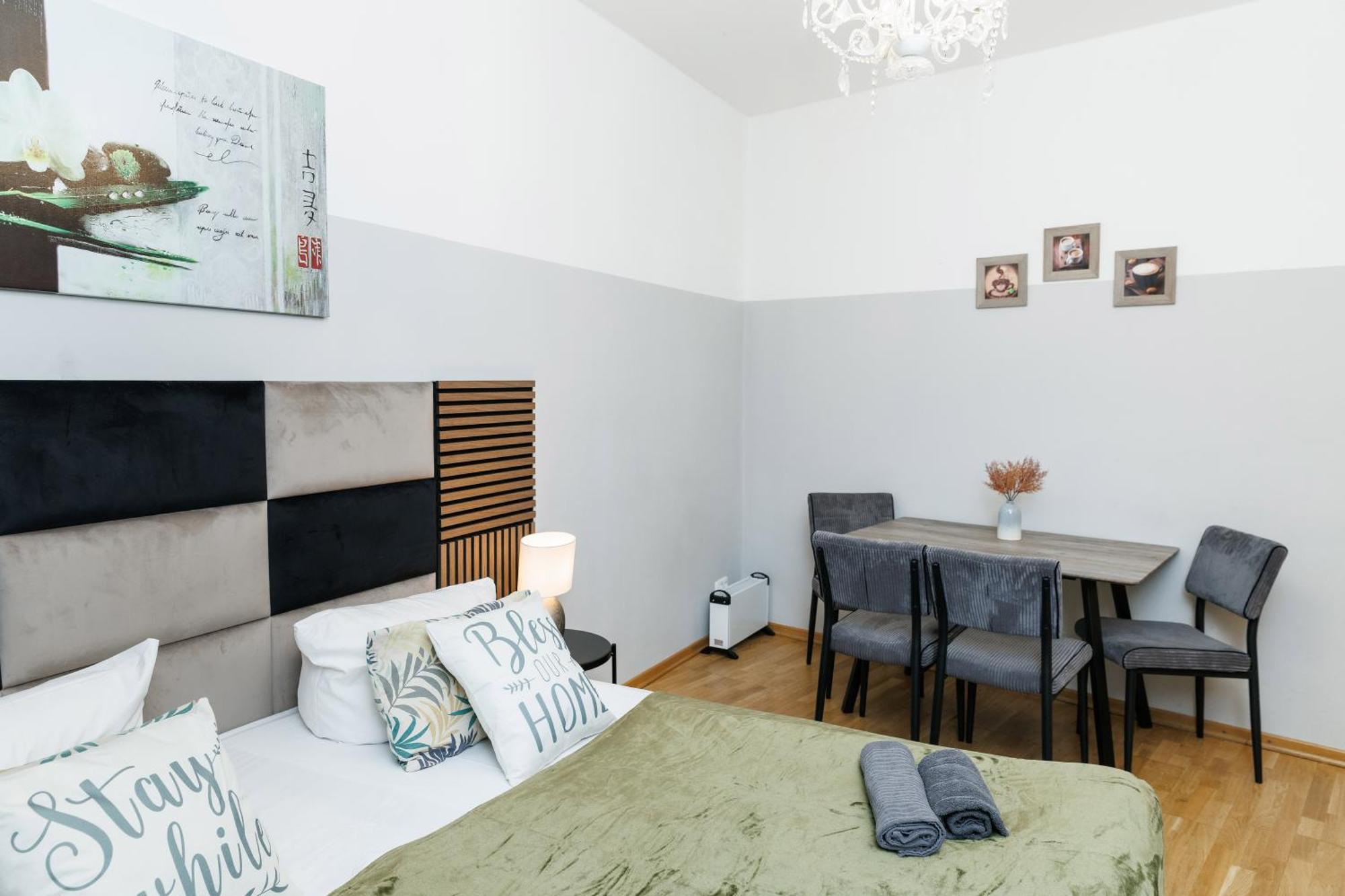 Grand Mitte Rosenthaler Platz * Berlijn